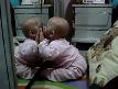 bebi� aynada kendini �p�yoo !
